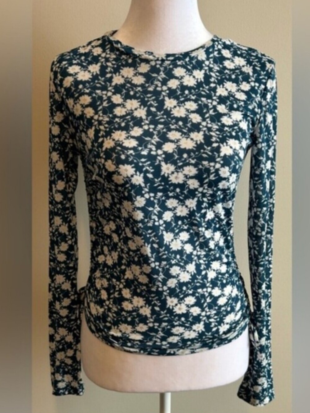 Women's Dark Teal Floral Long-Sleeve Top